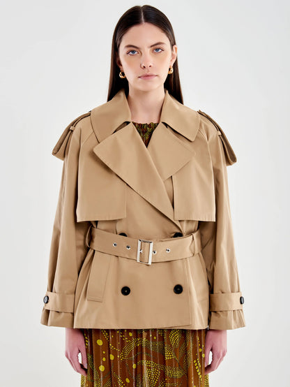 Trench corto con cintura