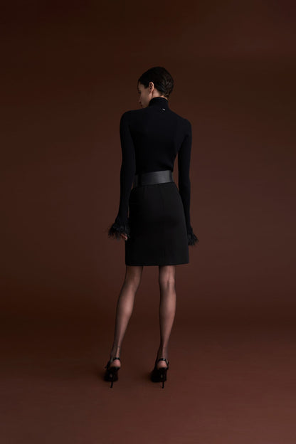 Turtleneck plume
