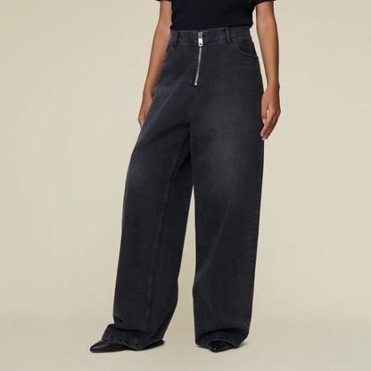 Akira Main Black Darkness - Low Rise Wide Fit
