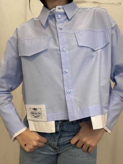 Camicia corta azzurra combinata
