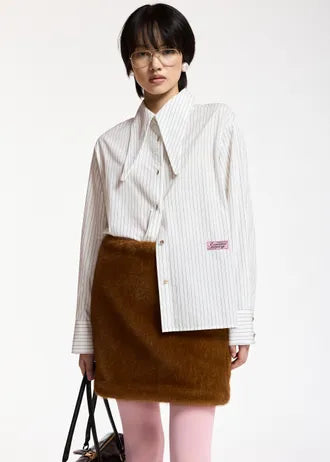 Camicia in cotone a righe bianco sporco e nere con colletto allungato