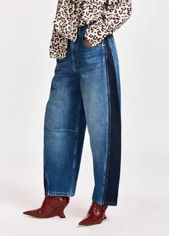 Jeans a barilotto con inserti blu scuro e neri