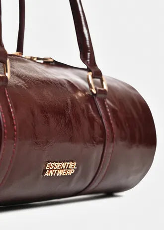Shiny brown baguette shoulder bag