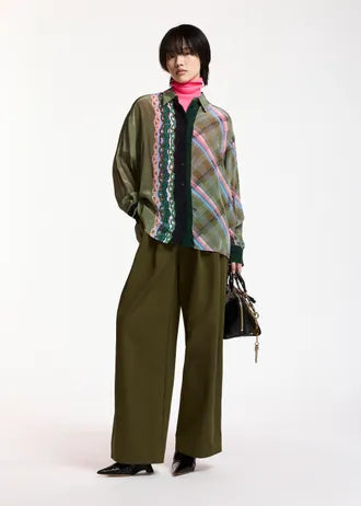 Pantaloni kaki a gamba larga con borchie