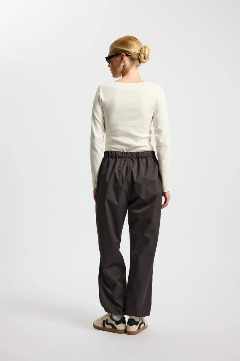 Rainshell trousers