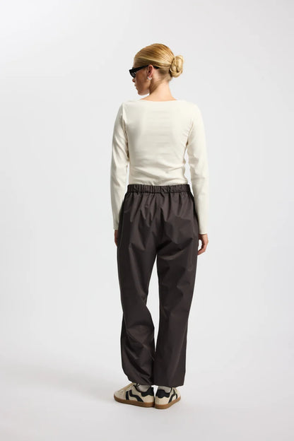 Rainshell trousers