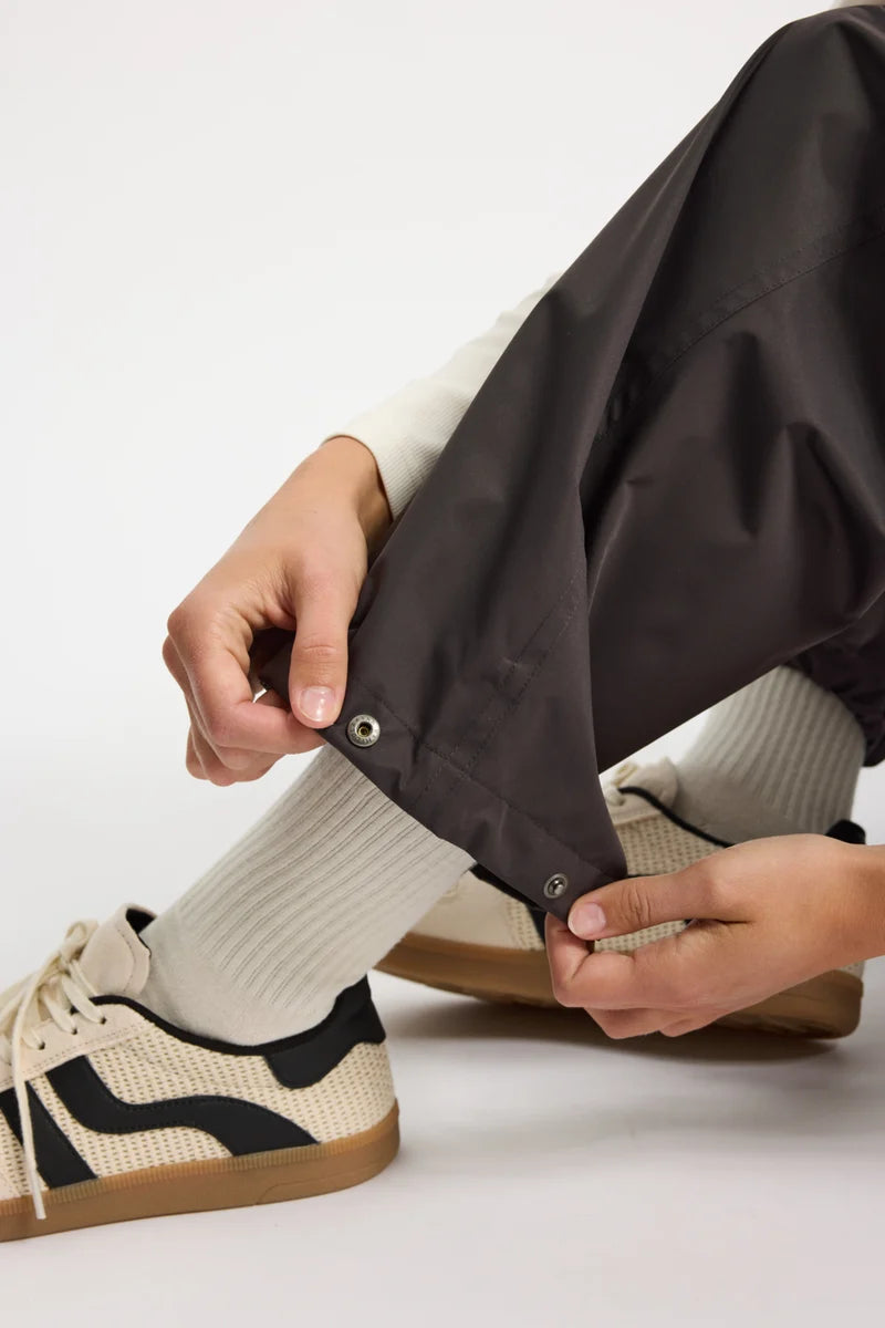 Rainshell trousers