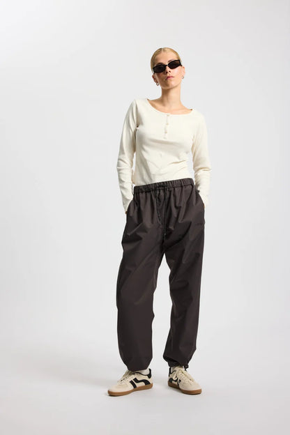 Rainshell trousers
